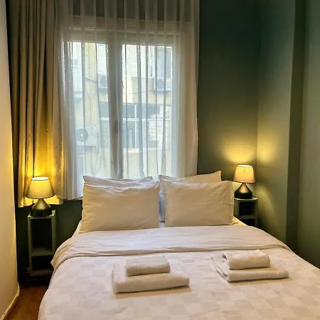 Elegant And Cozy 2br With Balcony Near Taksim Daire *