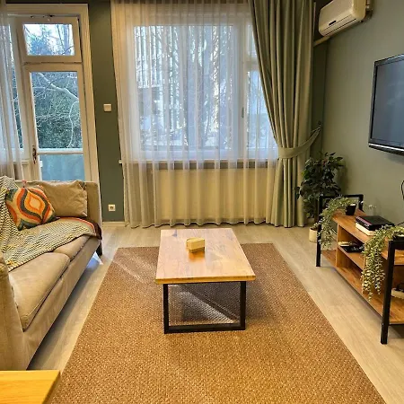 Elegant&cozy 2br With Balcony Near Taksim * Stambuł