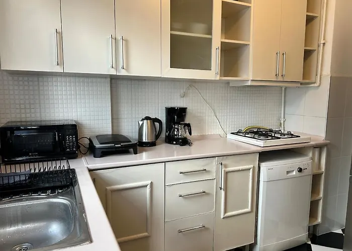 Apartmán Elegant And Cozy 2br With Balcony Near Taksim *