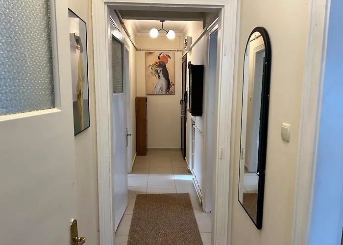 Appartamento Elegant And Cozy 2br With Balcony Near Taksim
