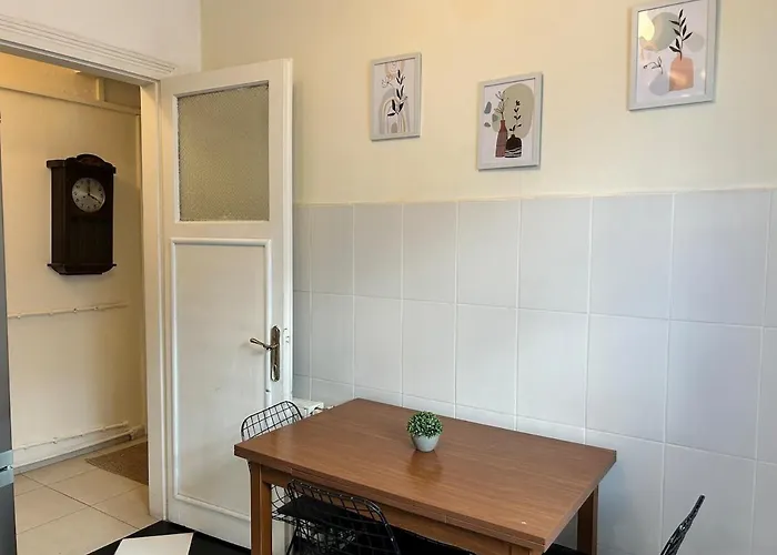 Appartamento Elegant And Cozy 2br With Balcony Near Taksim *