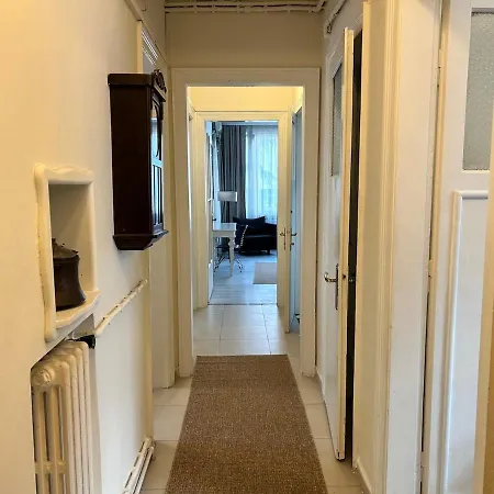 Appartamento Elegant And Cozy 2br With Balcony Near Taksim Provincia di Istanbul