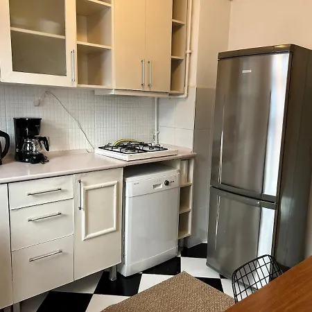 Appartamento Elegant And Cozy 2br With Balcony Near Taksim